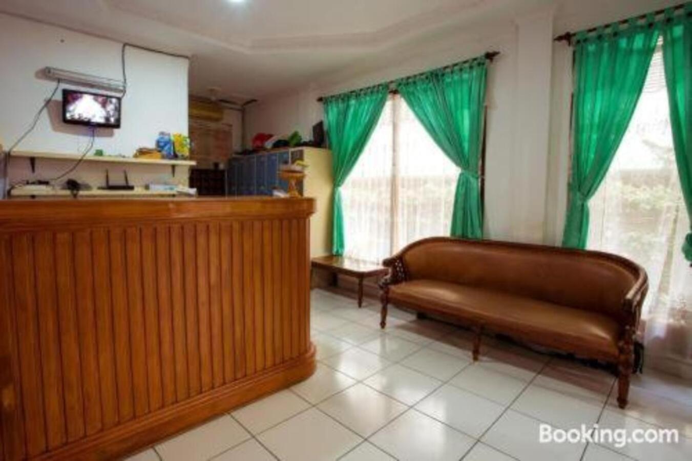 Segara Sadhu Inn Kuta By Ecommerceloka Luaran gambar